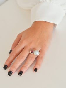 Anillo doble piedra Aguamarina y granate