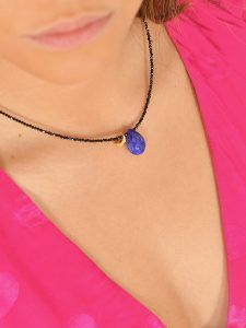 Collar espinela con lapis lázuli